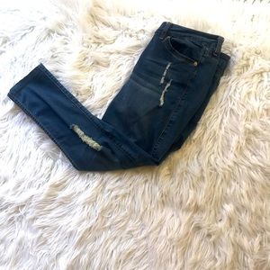 Cute Guess Low Rise Skinny size 30